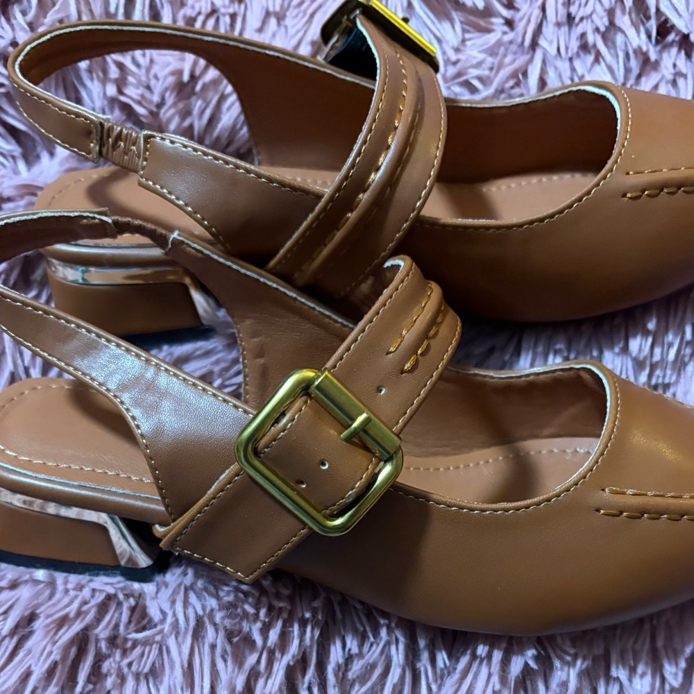 Elegant Tan Women's Shoes